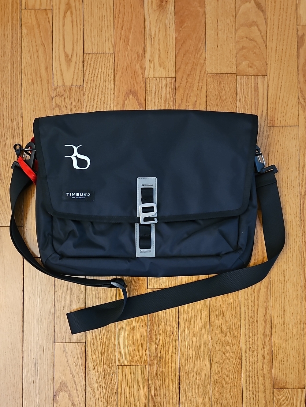 Timbuk2 Black Messenger Bag with Red Accent